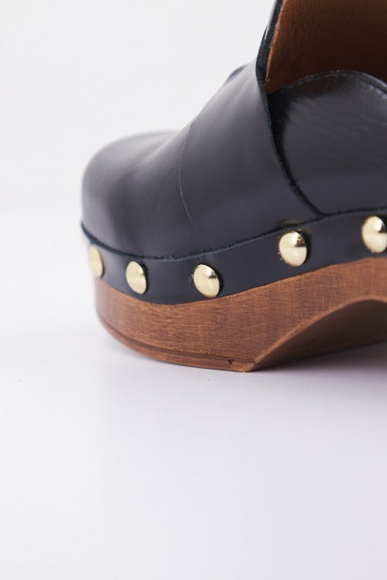 YELLOW AMELIA en color NEGRO (4)