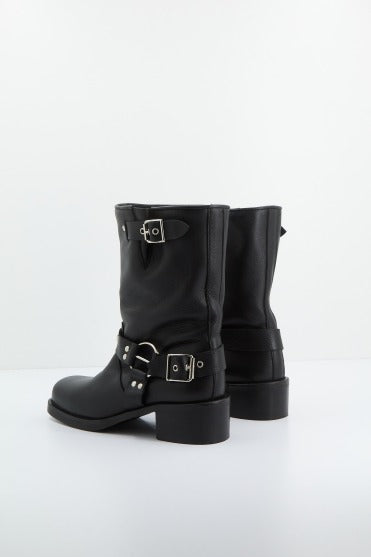 YELLOW CARMINA en color NEGRO (4)