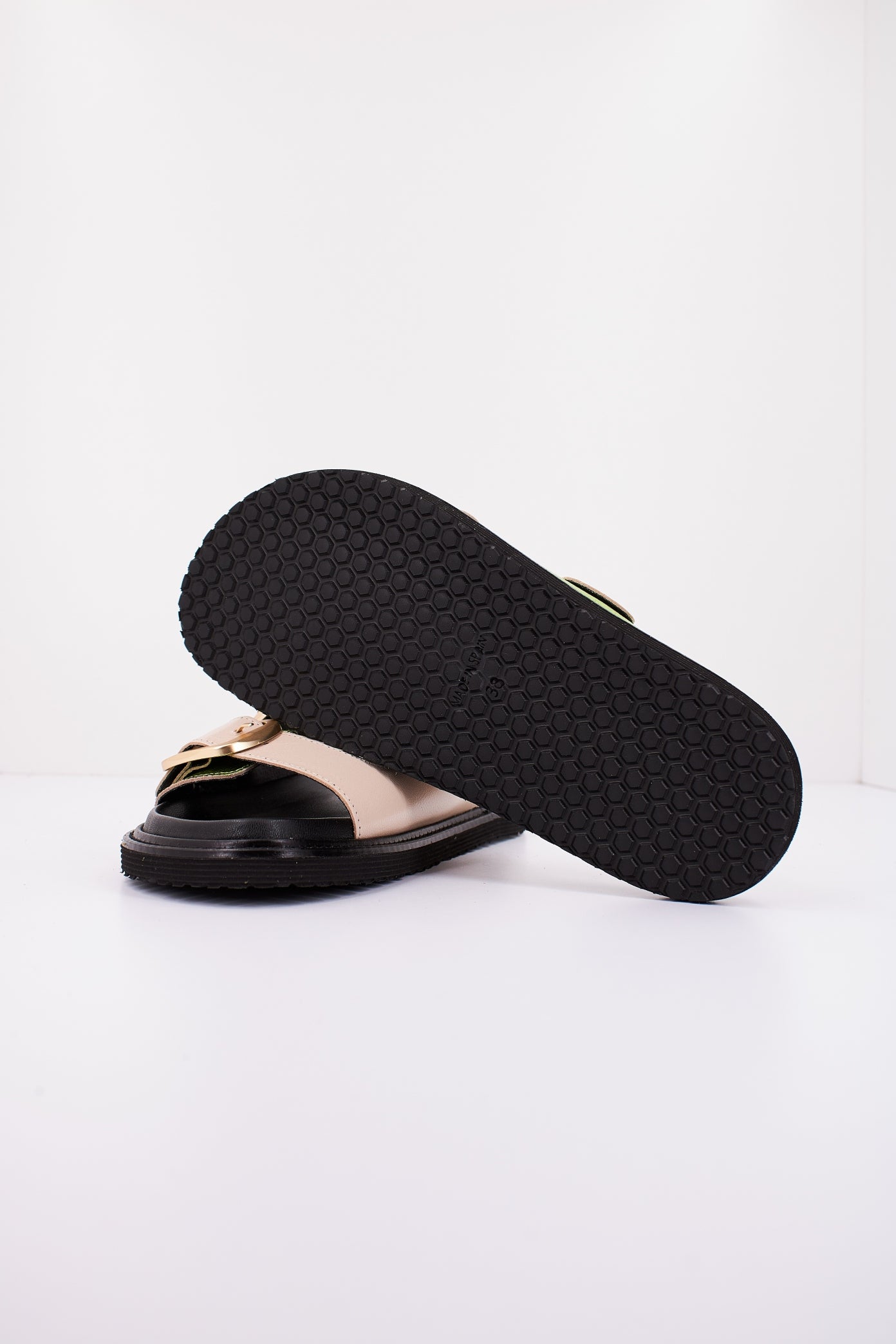 YELLOW BUCKLE en color CRSDPRS (4)