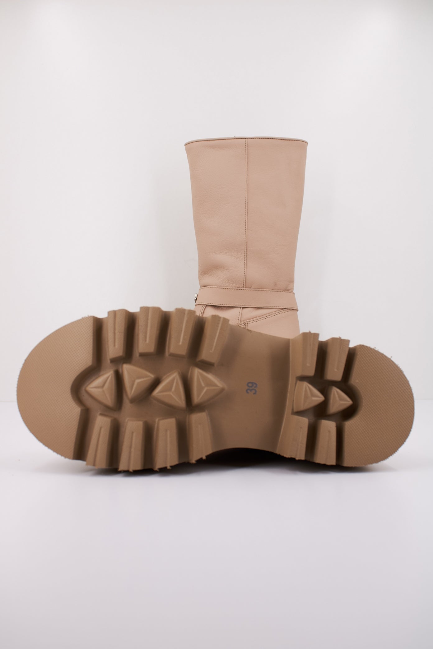 YELLOW LOLA XL en color ARENA (5)