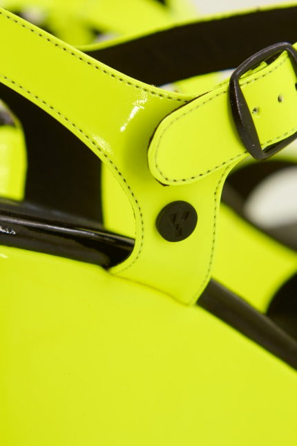 YELLOW PARACETAMOLO en color AMARILLO (3)
