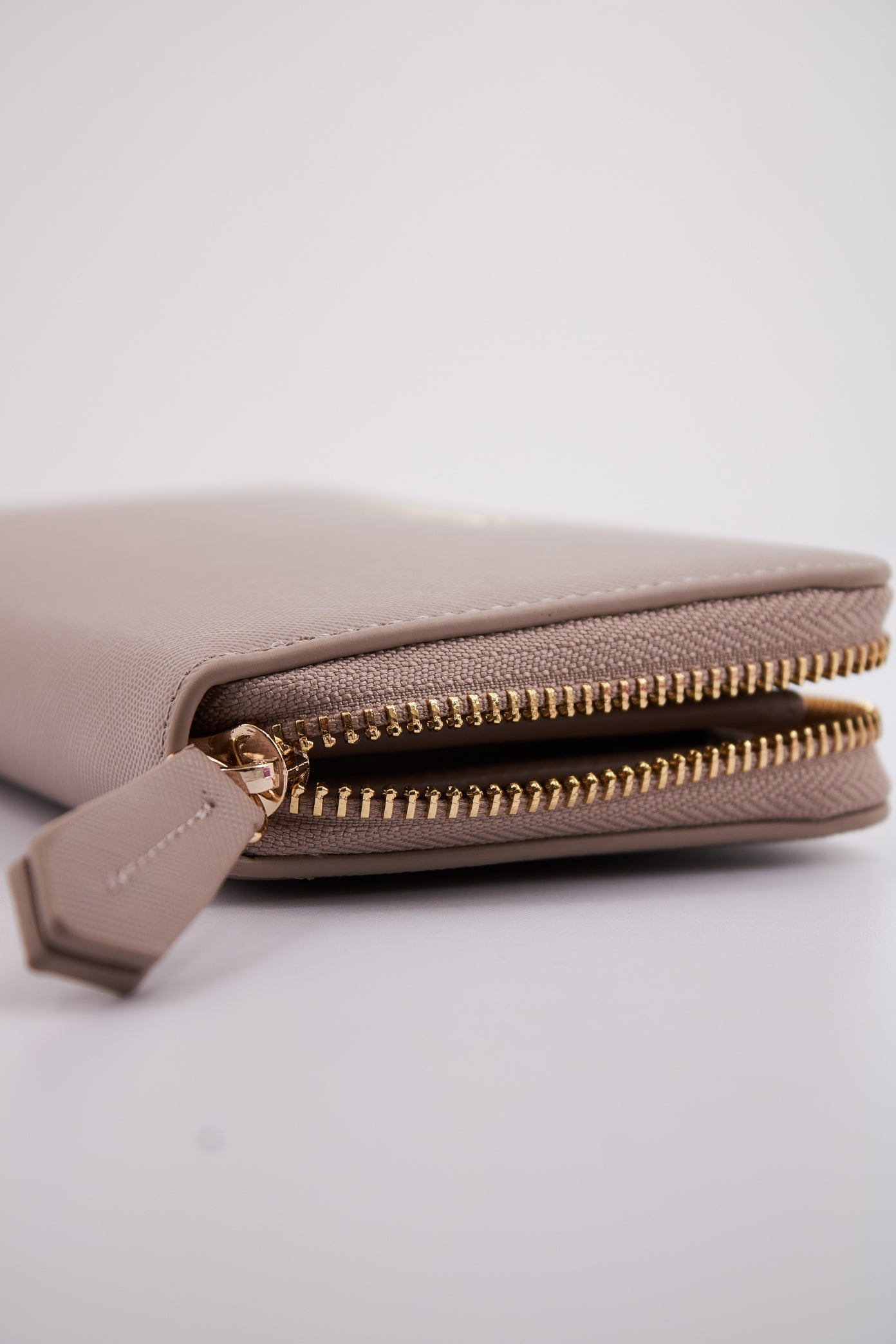 VALENTINO BAGS LADY SYNTHETIC WALLE en color BEIGE (4)