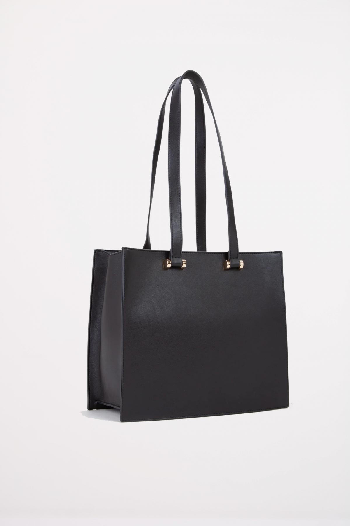 VALENTINO BAGS SINDY RE BAG en color NERO (3)