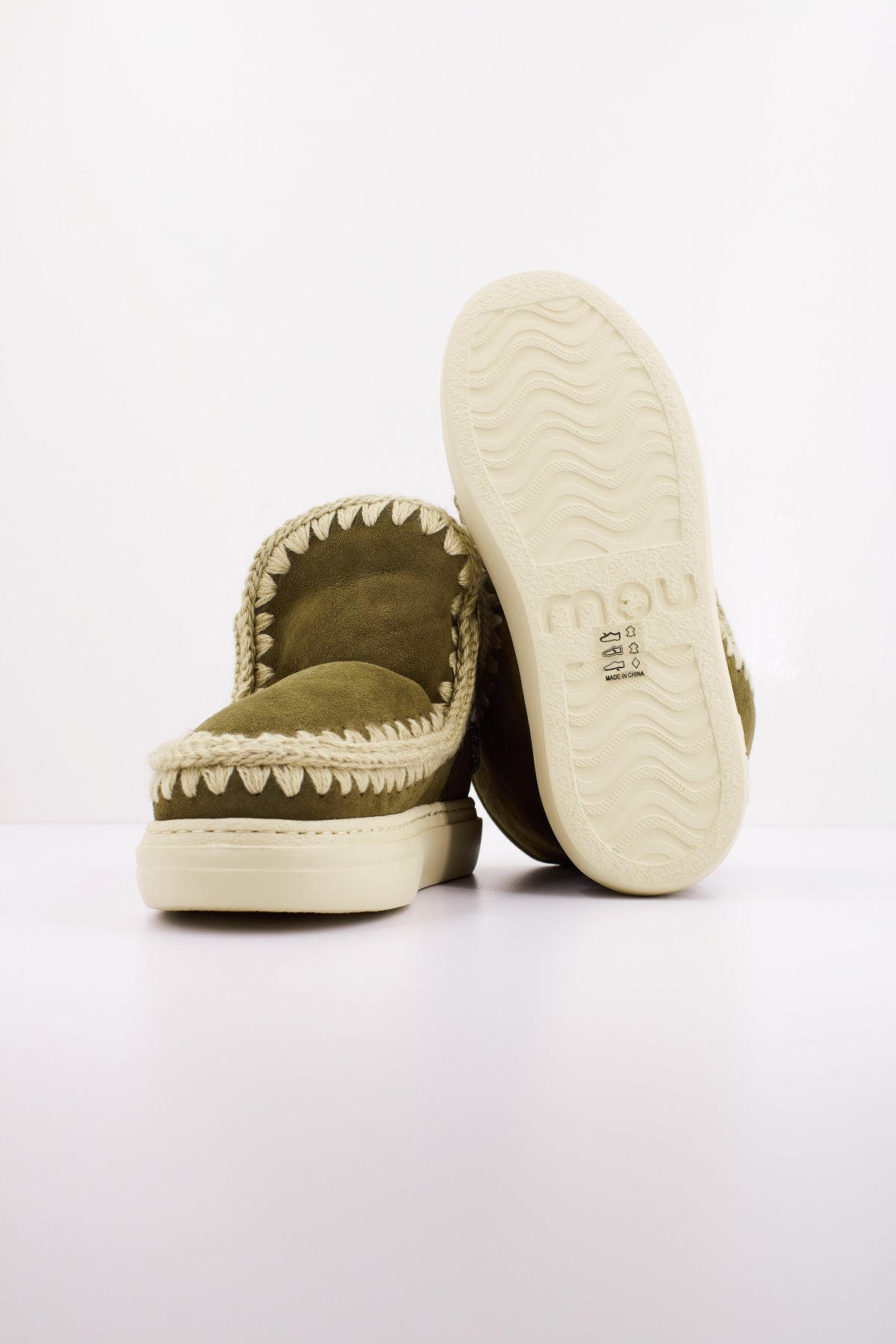 MOU ESKIMO SNEAKER BOLD en color MOO (5)