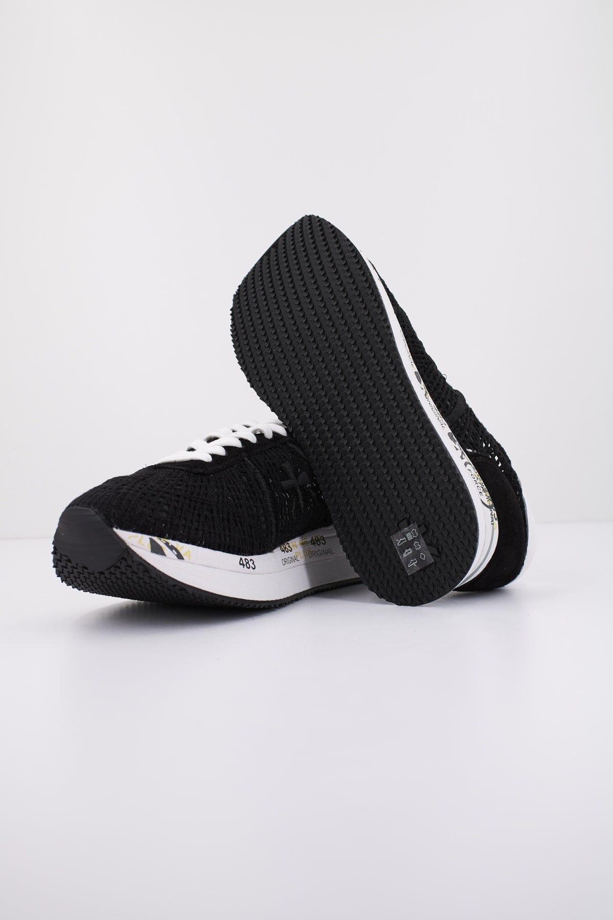 PREMIATA CONNY en color (4)