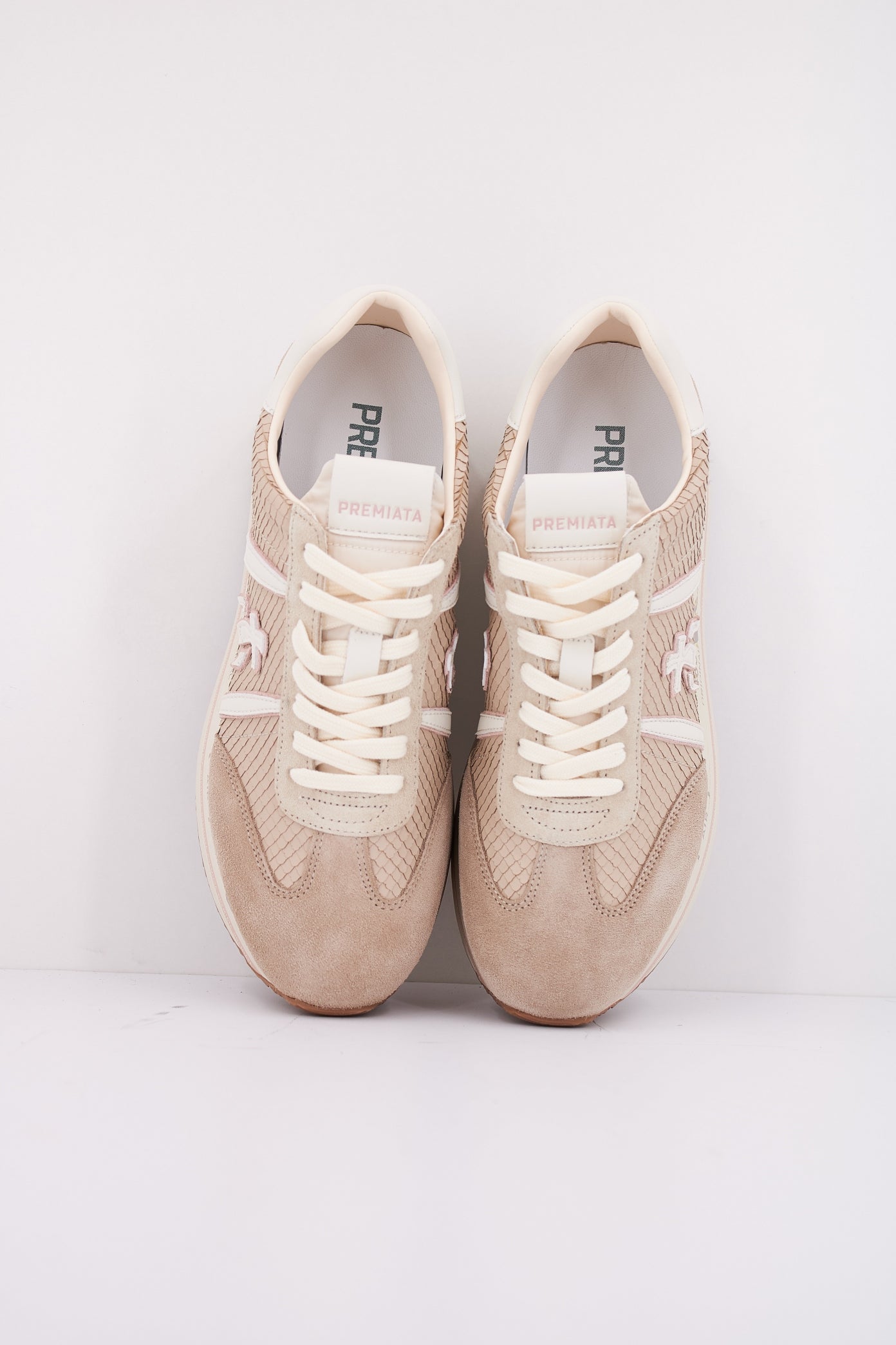 PREMIATA BETH en color (3)