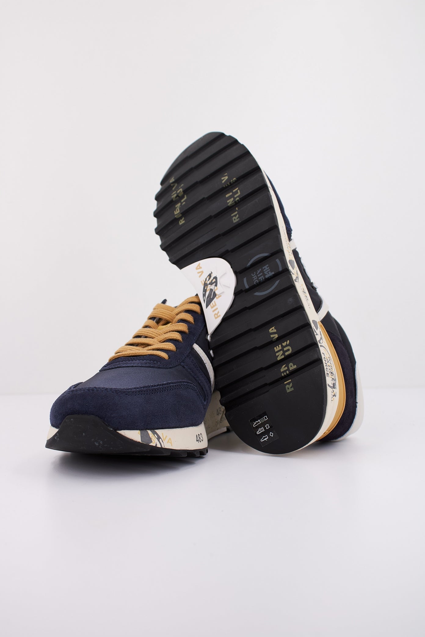 PREMIATA LANDER en color (5)