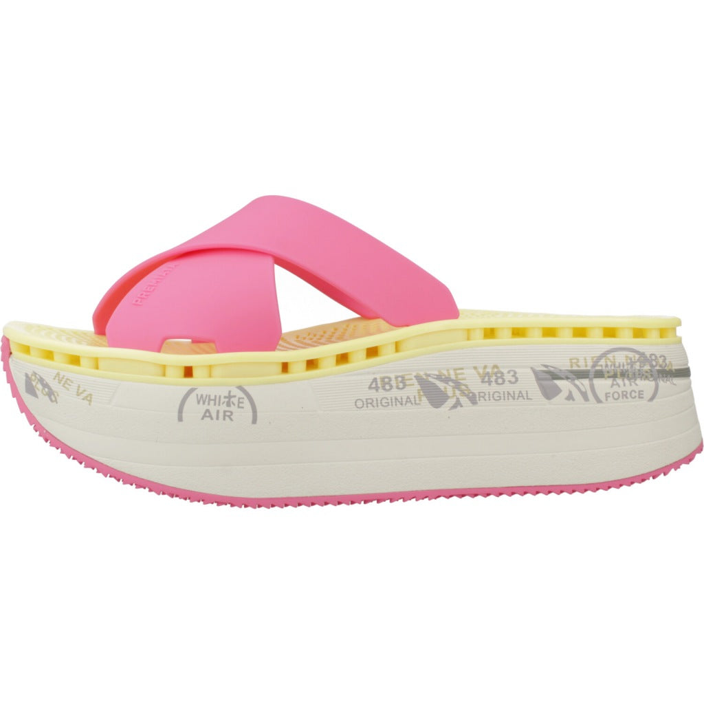 PREMIATA MOURA en color (2)