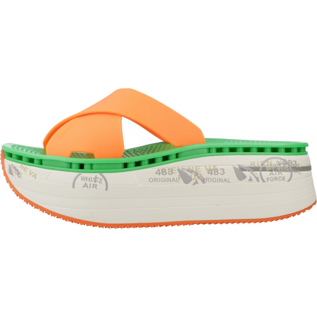 PREMIATA MOURA en color (2)