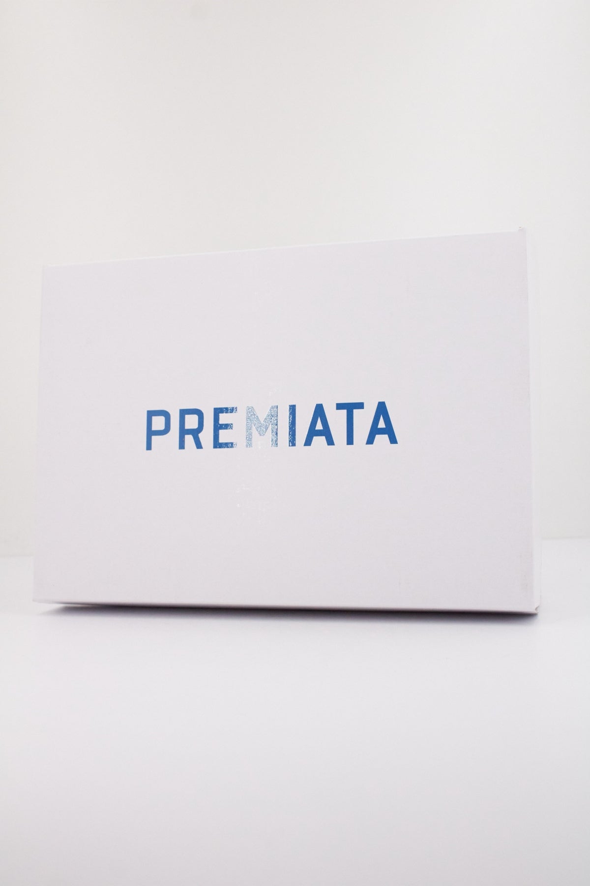 PREMIATA MOERUND en color (6)