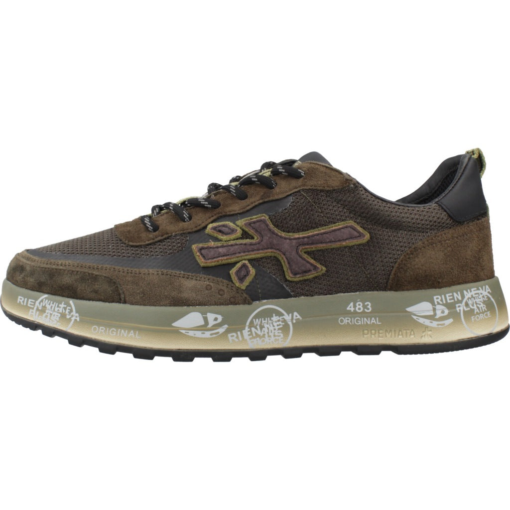 PREMIATA NOUS en color (2)