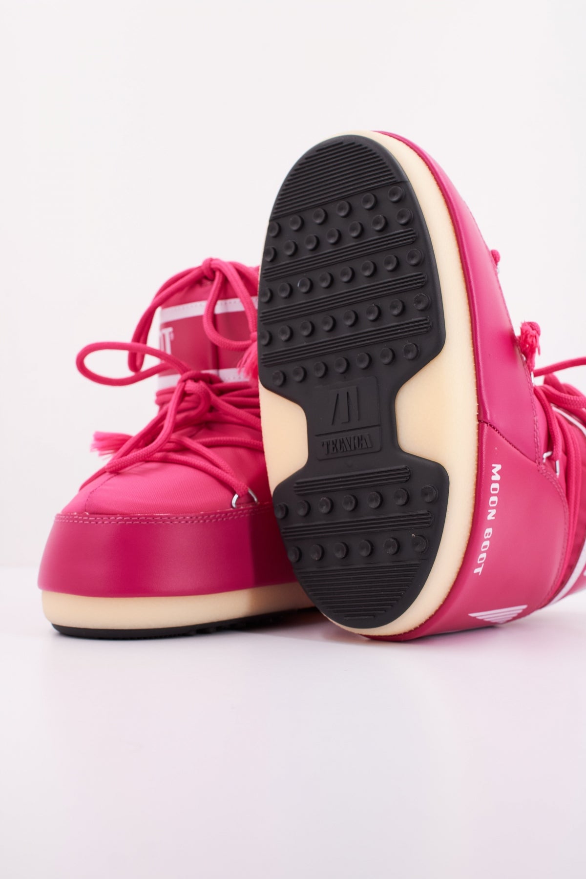 MOON BOOT MB ICON LOW NY en color BOUG (5)