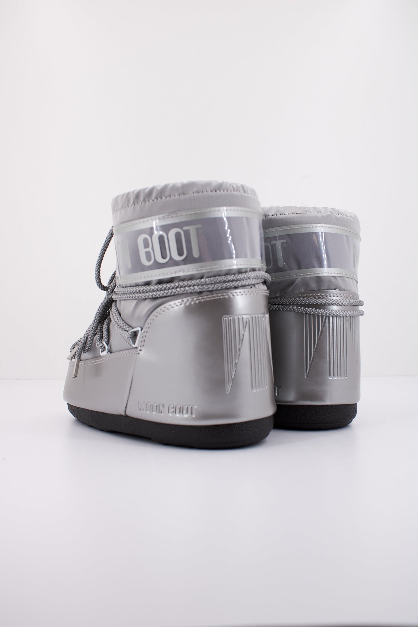 MOON BOOT MB ICON LOW GLAN en color SILVER (4)
