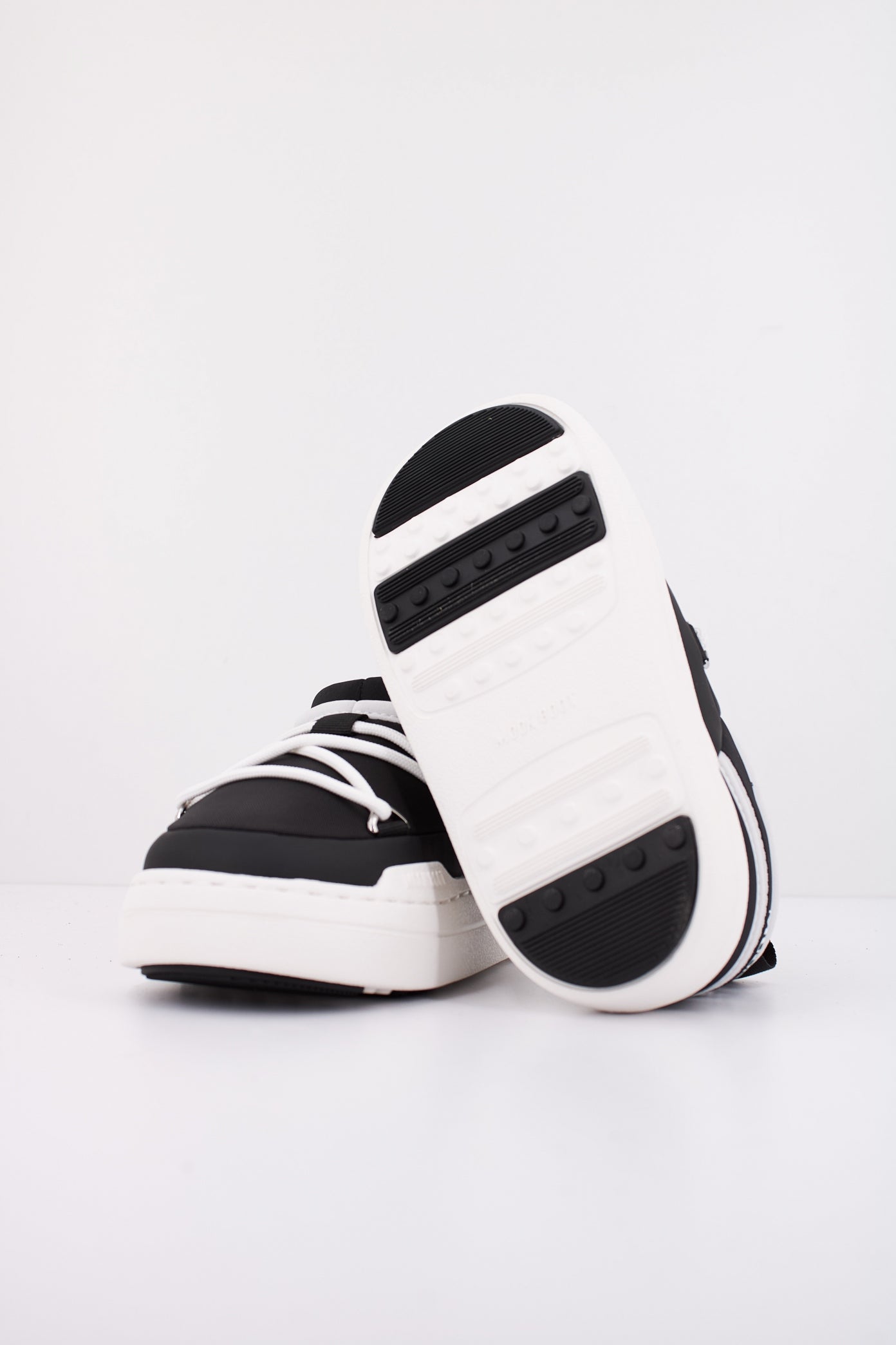 MOON BOOT MB JR PARK ICON en color BLACK (5)
