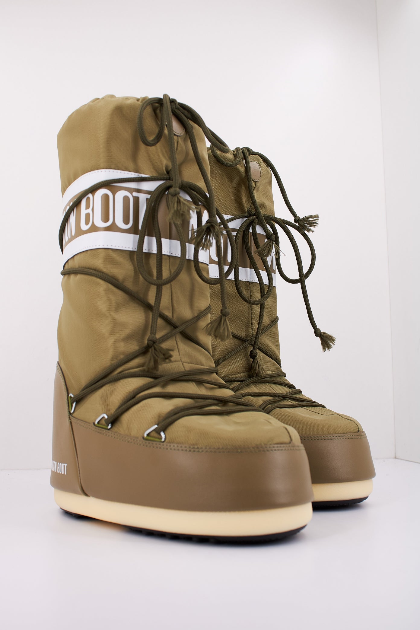 MOON BOOT MB ICON NYLON en color KHAKI (2)