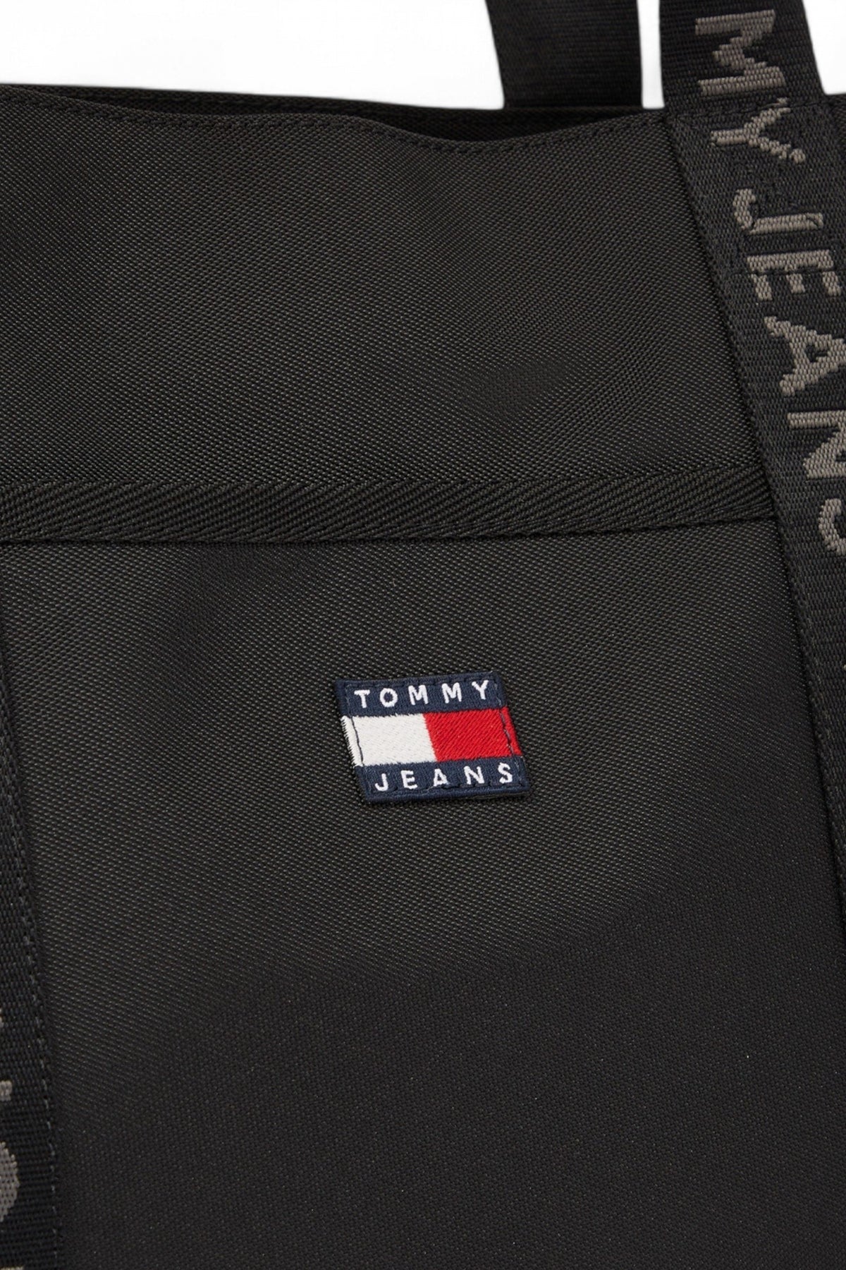 TOMMY JEANS TJW ESS DAILY TOTE en color BDS (4)