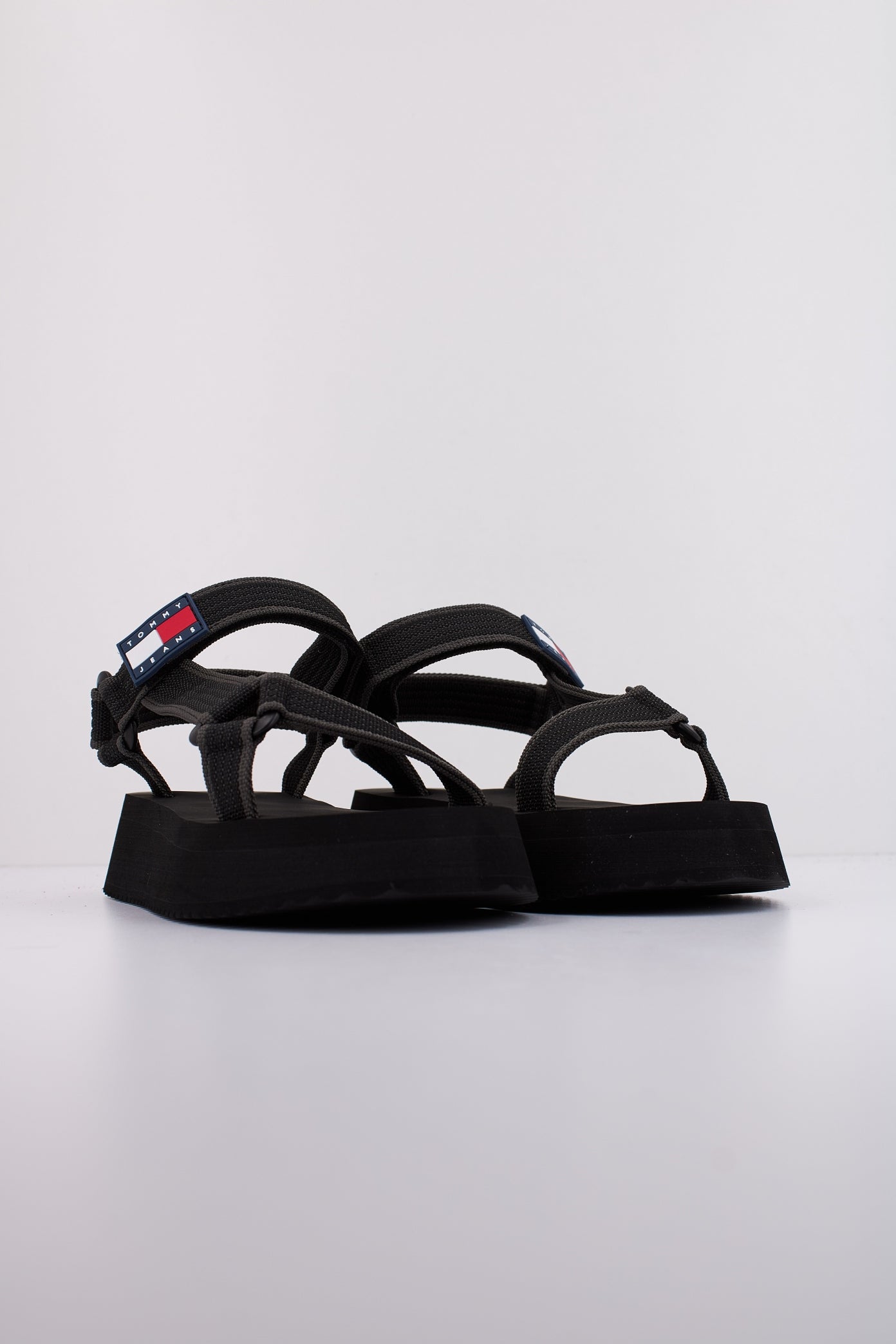 TOMMY JEANS ENEN en color BDS (2)
