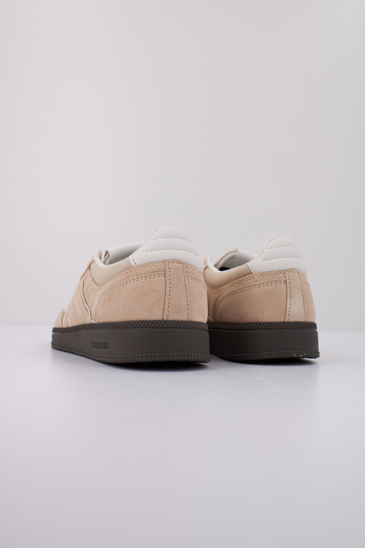 TOMMY JEANS THE GREENWICH EDGE en color AES (4)