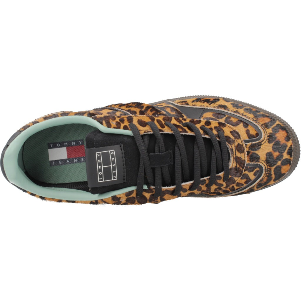 TOMMY JEANS THE GREENWICH EDGE L en color K (7)