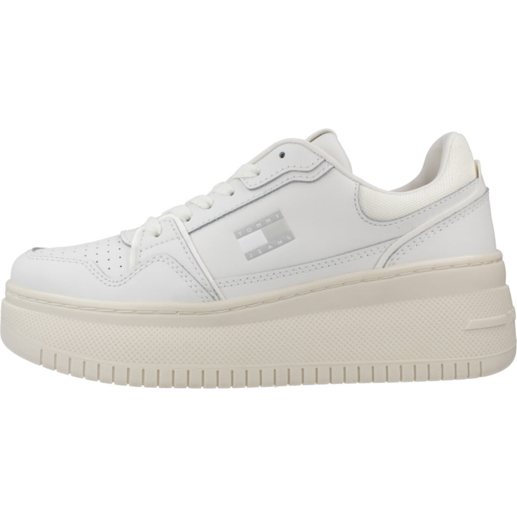 TOMMY JEANS TJW RETRO BASKET FLA en color T (2)