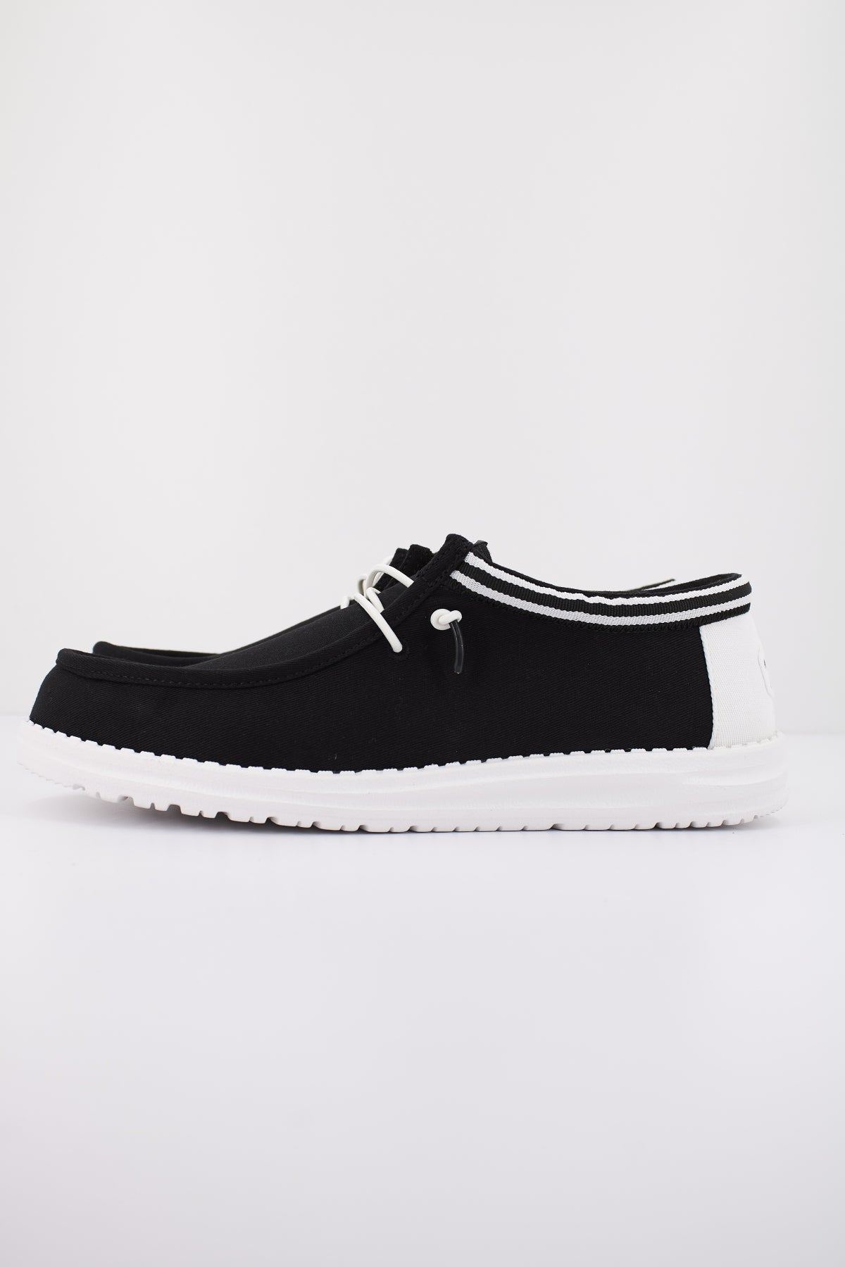 HEY DUDE WALLY LETTERMAN en color BLCKWHT (1)