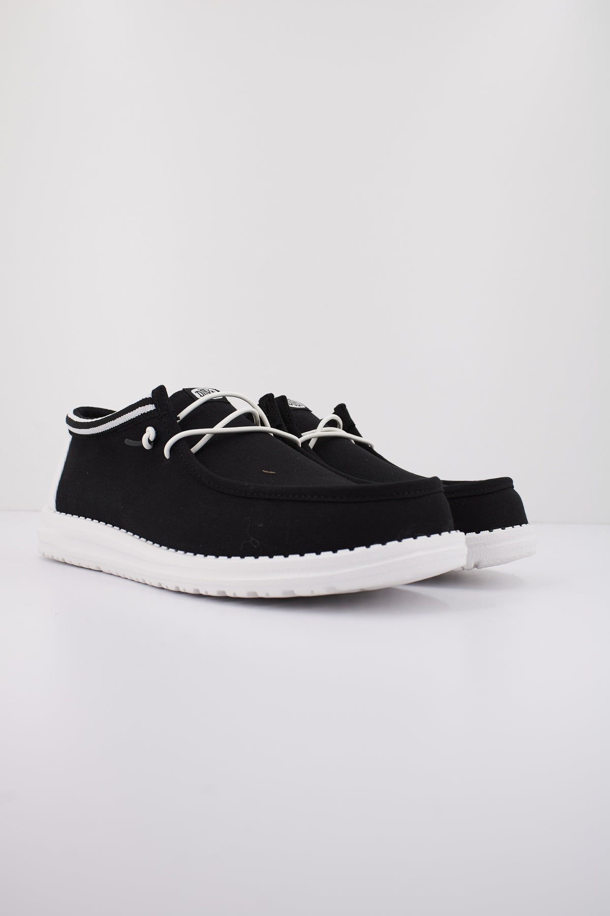 HEY DUDE WALLY LETTERMAN en color BLCKWHT (2)