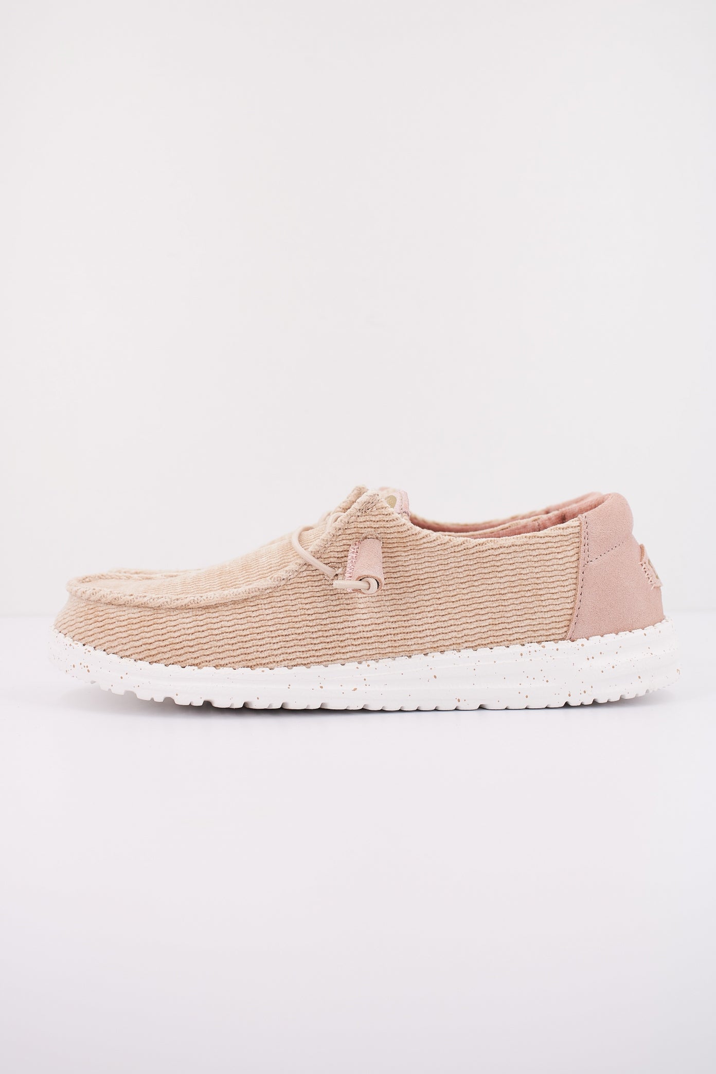 HEY DUDE WAVE CORDUROY en color TAUPE (1)