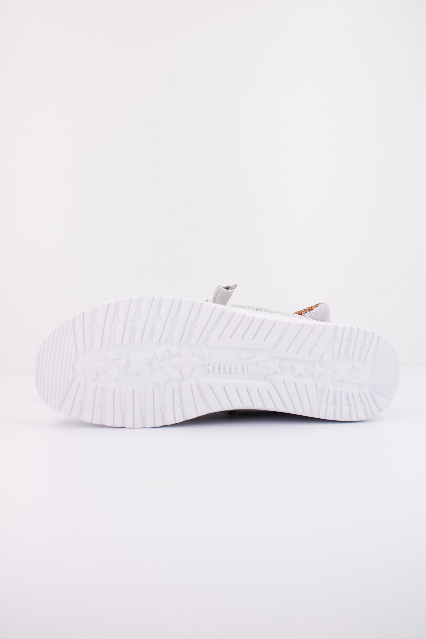 HEY DUDE WALLY WASHED CANVAS en color LGHTGRY (5)