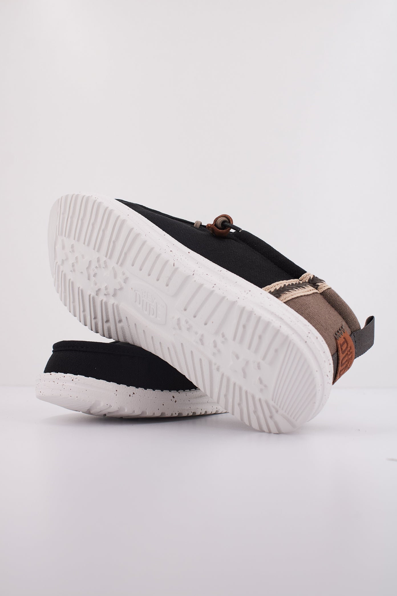 HEY DUDE WALLY SUMMER LINEN en color BLKWLN (5)