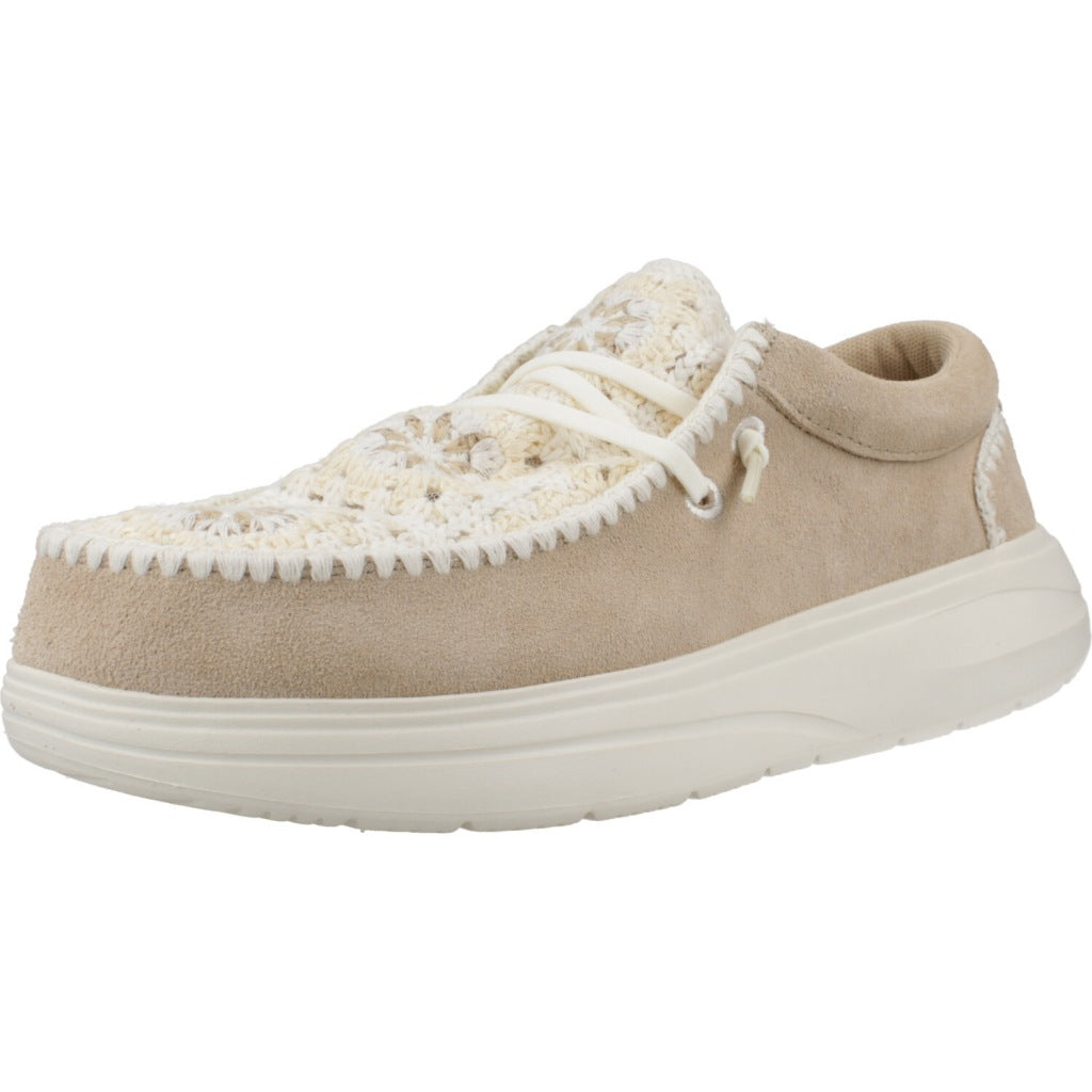HEY DUDE WENDY COMF SUEDE CRO en color CRMMLT (1)