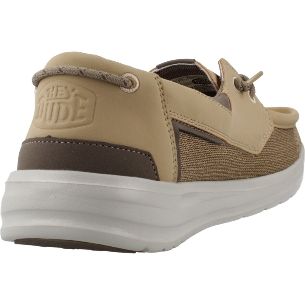 HEY DUDE WEISH GRIP CLASSIC M en color MRLBRWN (3)