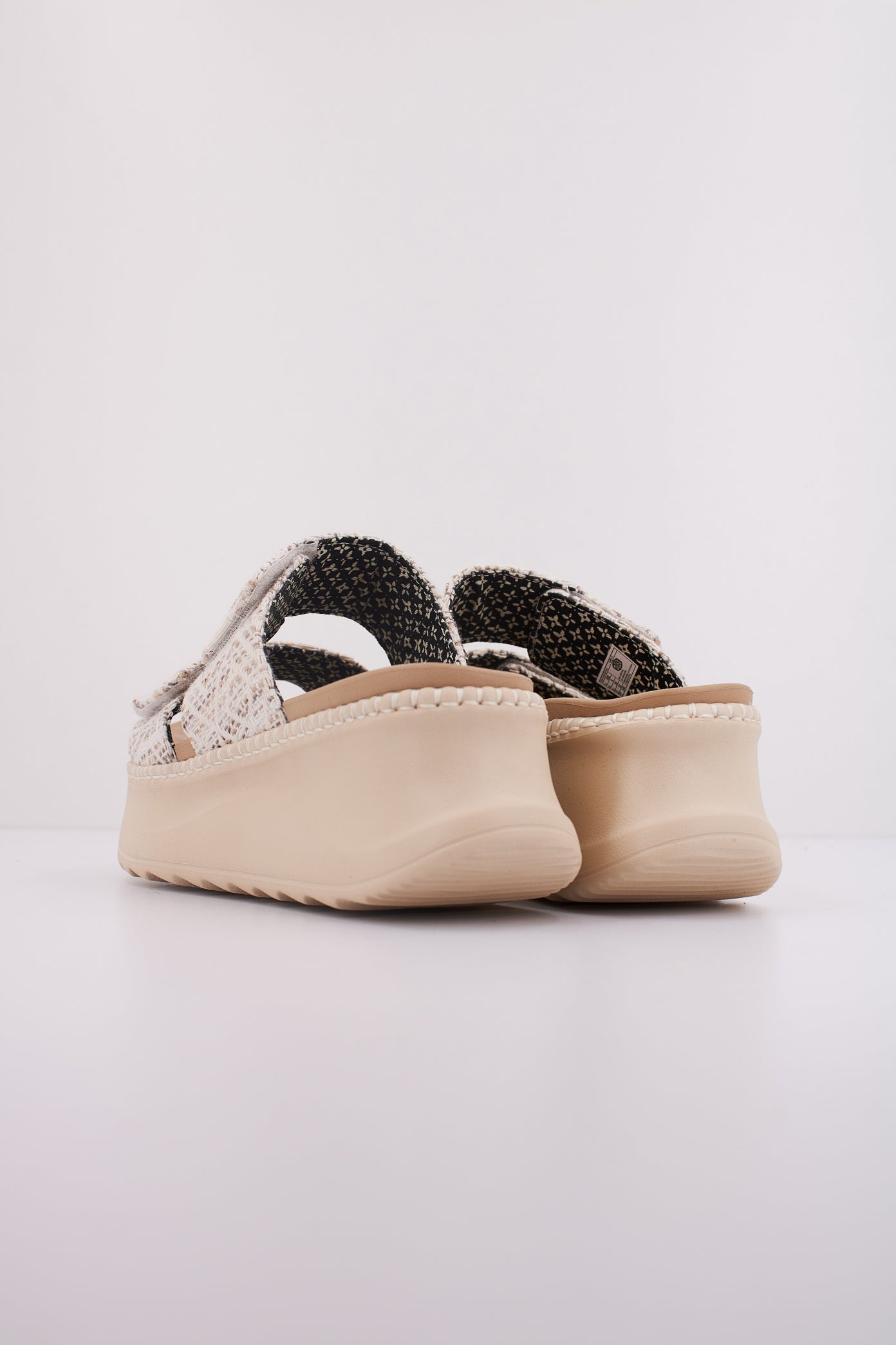 HEY DUDE DELRAY SLIDE SURF BA en color TANMLT (4)
