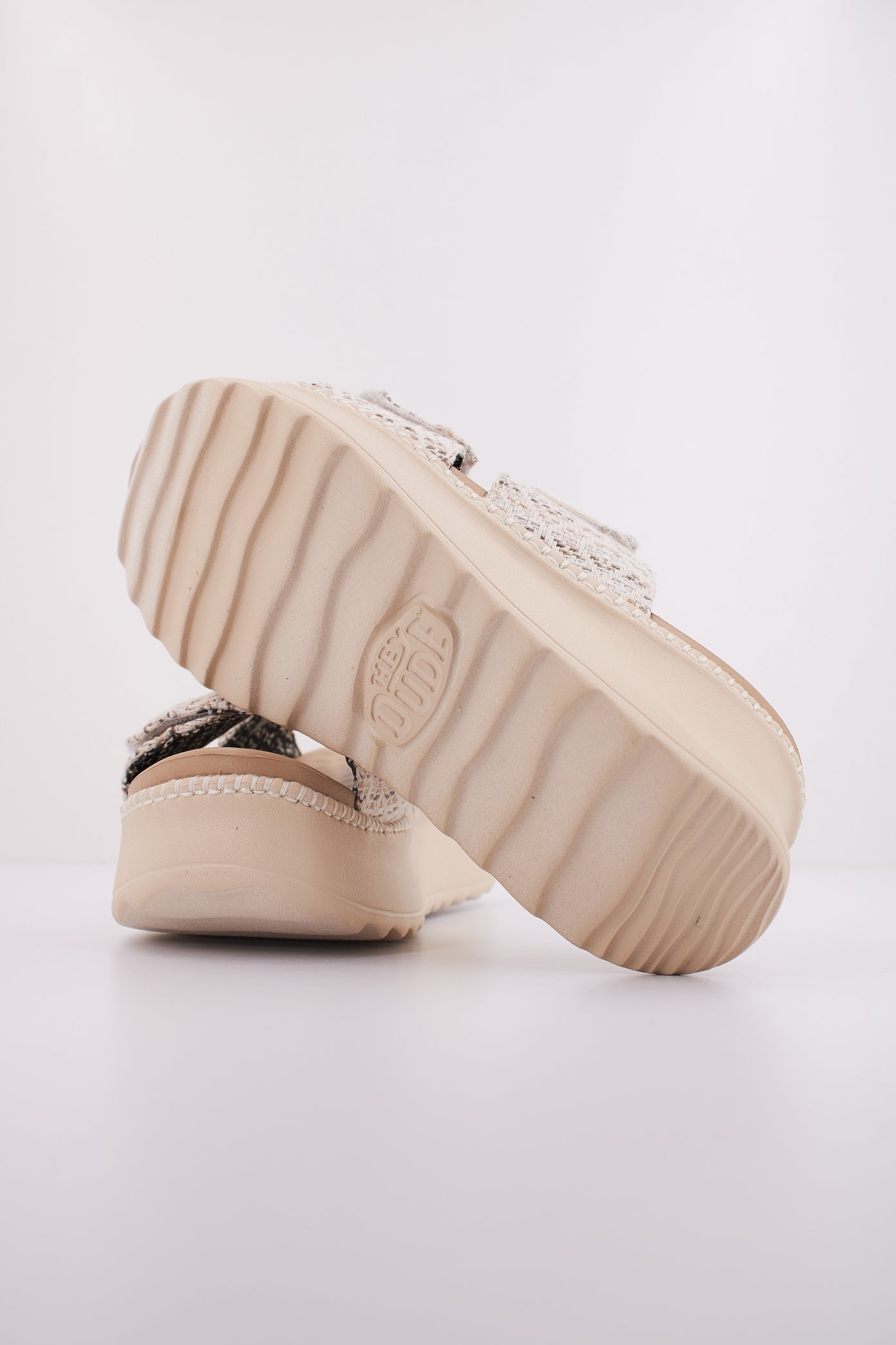 HEY DUDE DELRAY SLIDE SURF BA en color TANMLT (5)