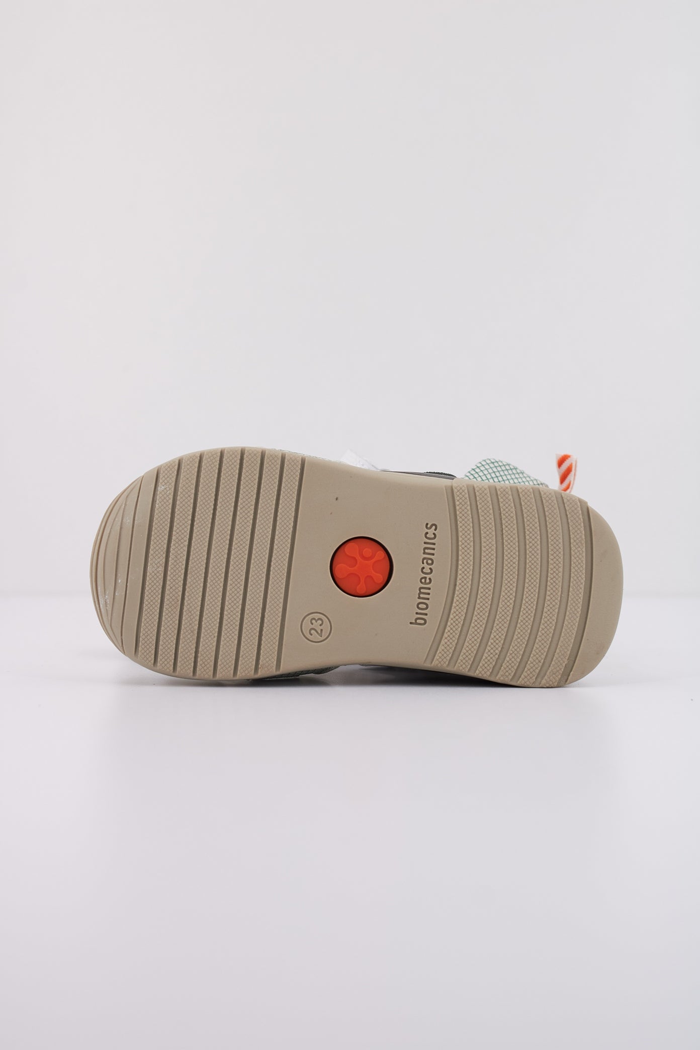 BIOMECANICS B en color BLANCO (5)