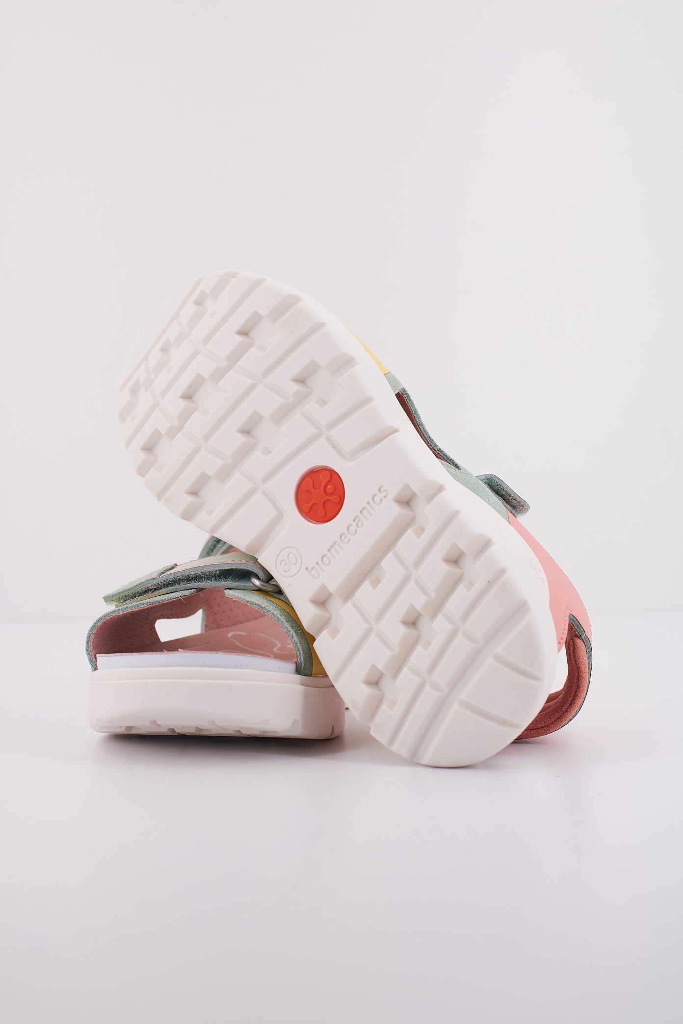 BIOMECANICS B en color BALI (5)