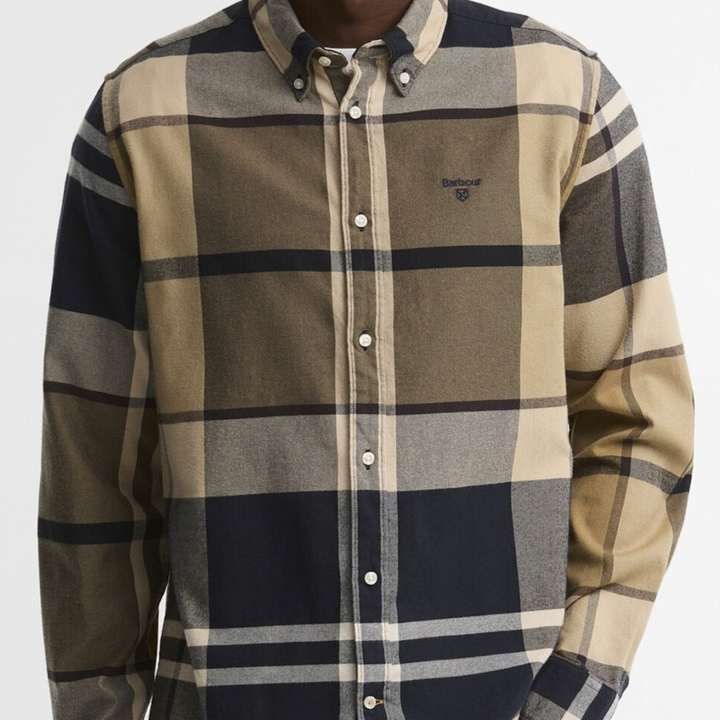 BARBOUR ICELOCH TAILORED SHI en color TN (6)