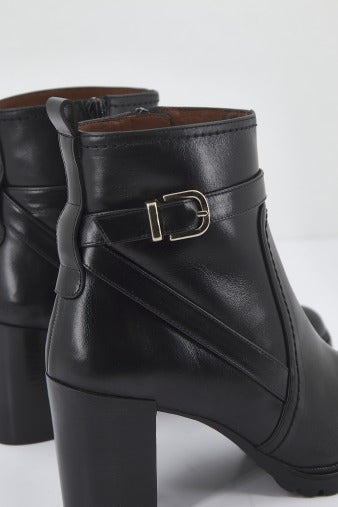 JONI J en color NEGRO (4)