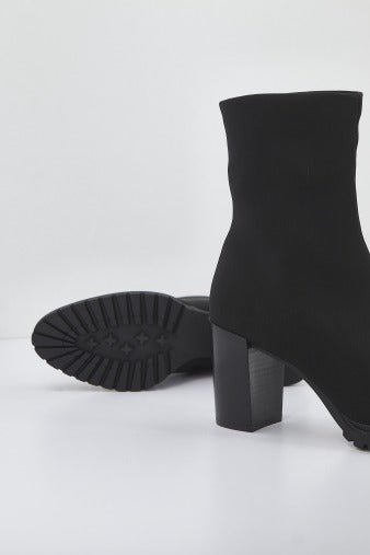 JONI J en color NEGRO (4)