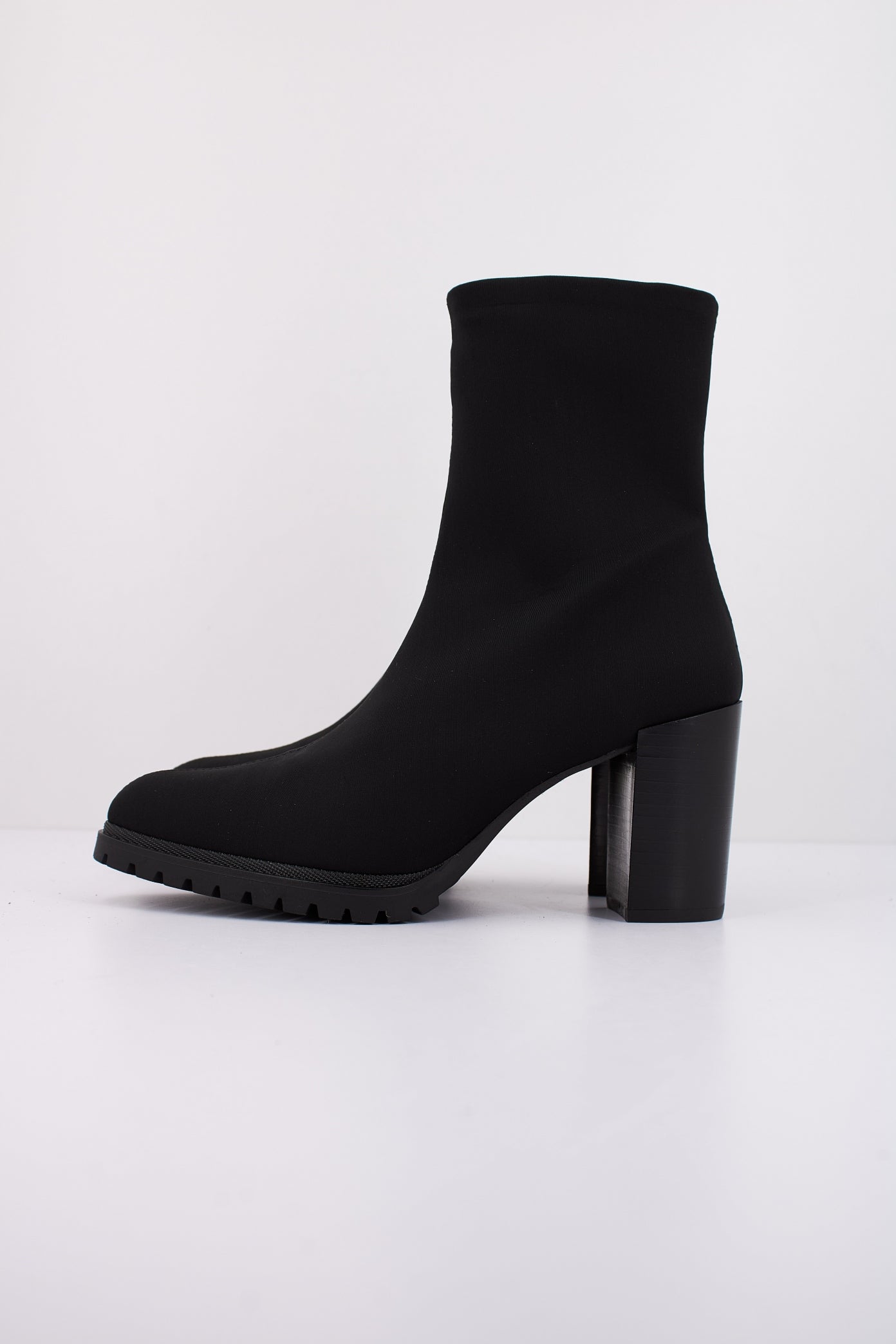 JONI J  en color NEGRO  (1)