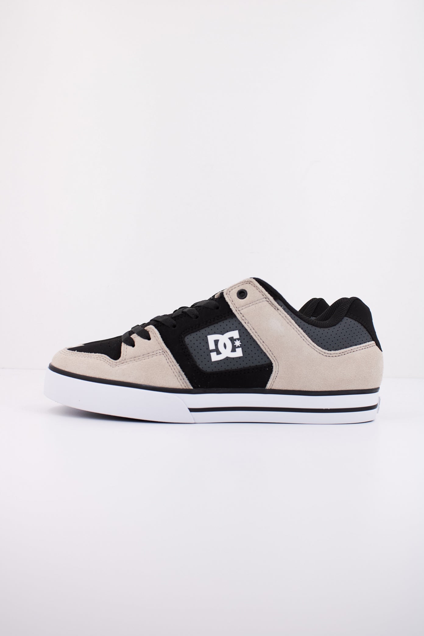 DC PURE M SHOE en color XKSC (1)