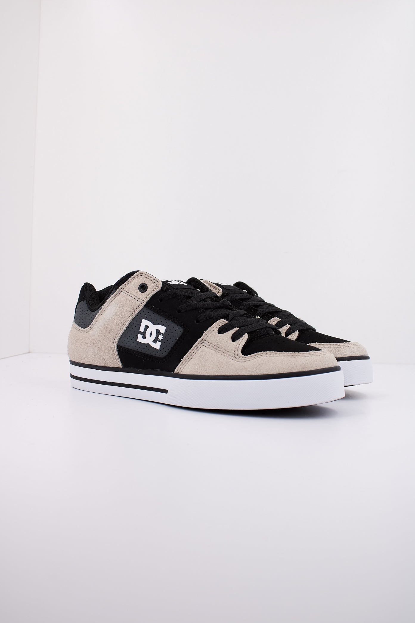 DC PURE M SHOE en color XKSC (2)