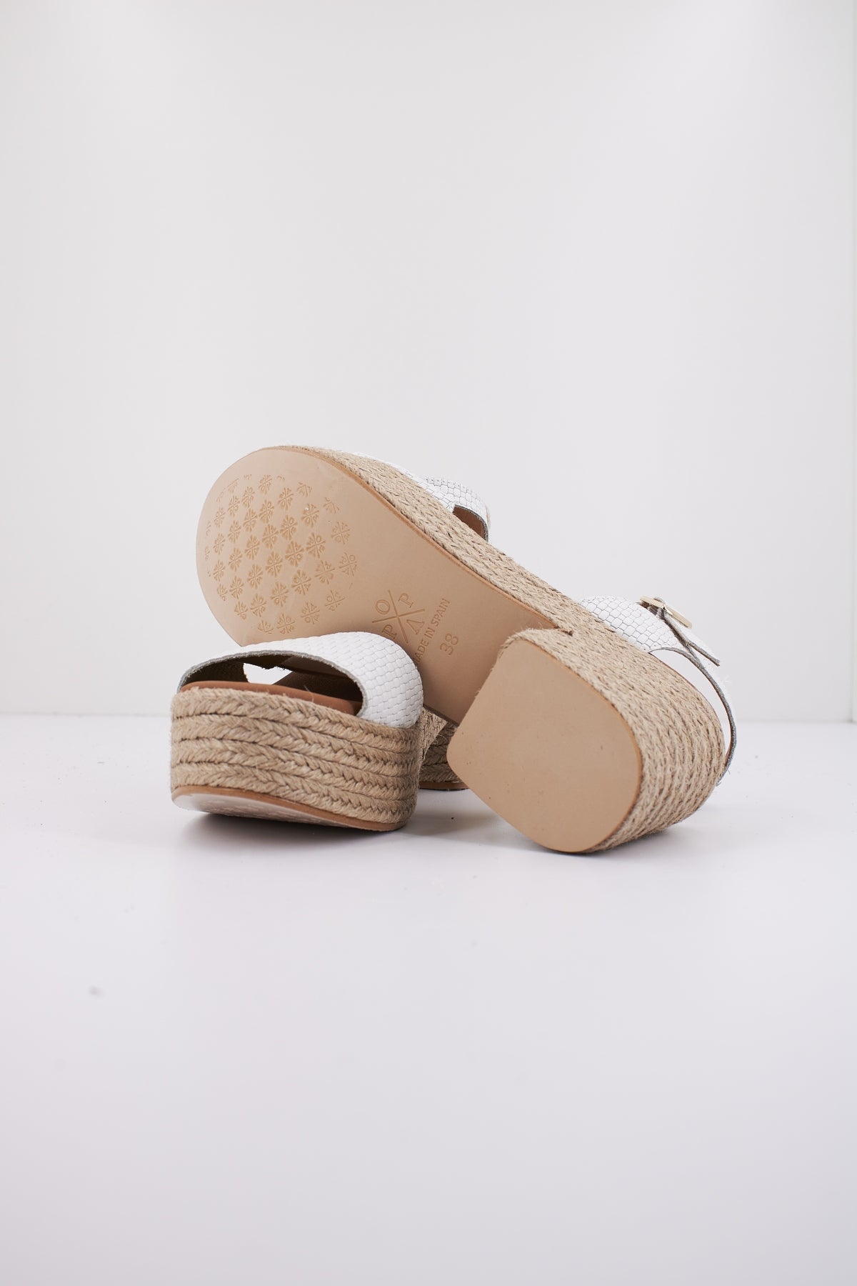 POPA ARALE en color BLANCO (4)