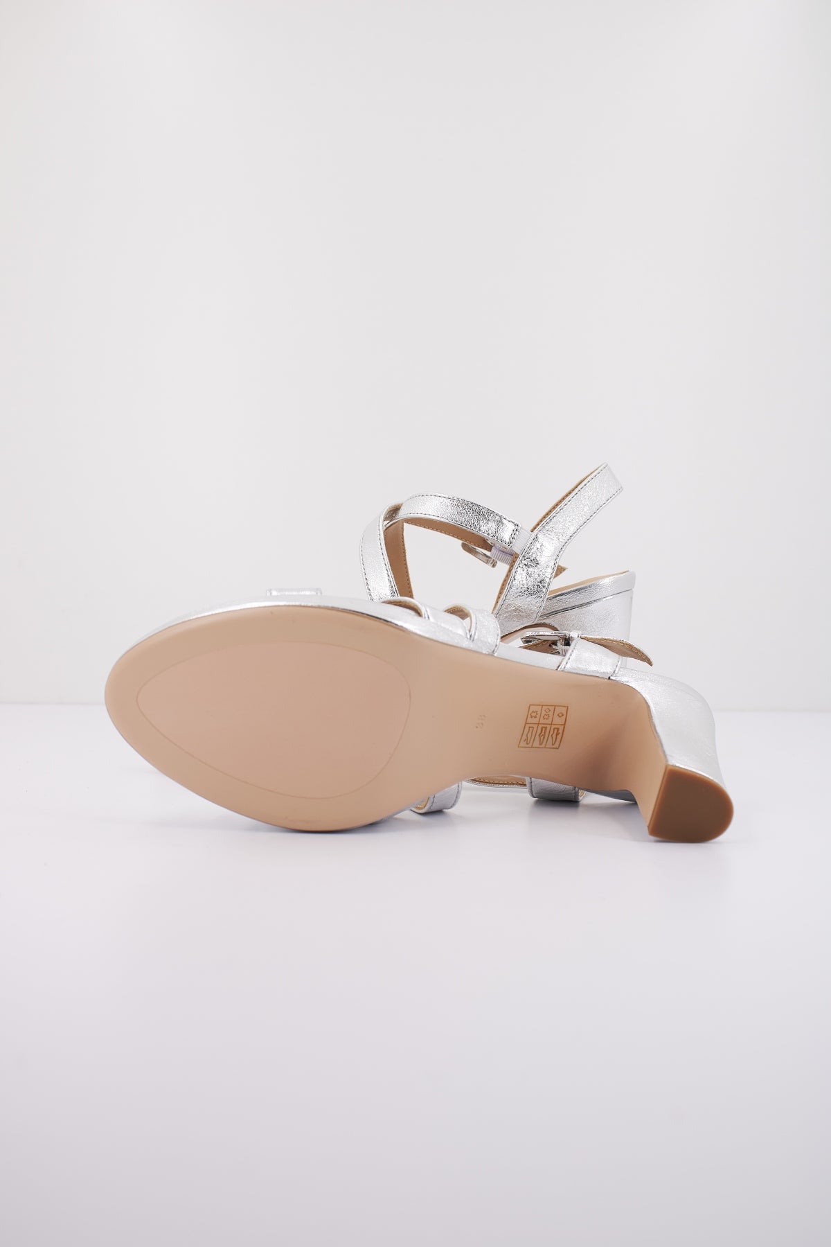 REGARDE LE CIEL MARTINA en color SILVER (4)