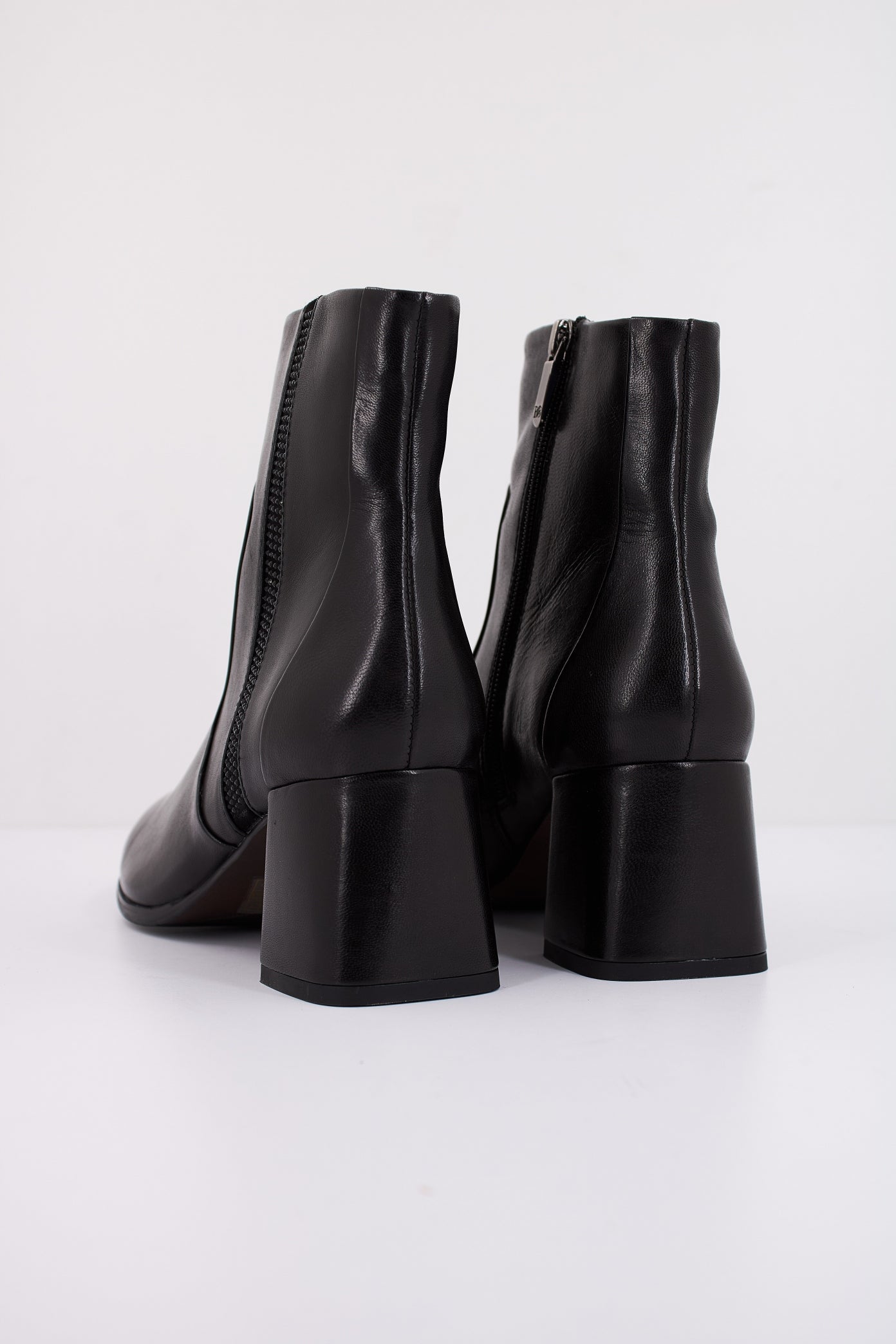 REGARDE LE CIEL MILLIE en color BLACK  (4)