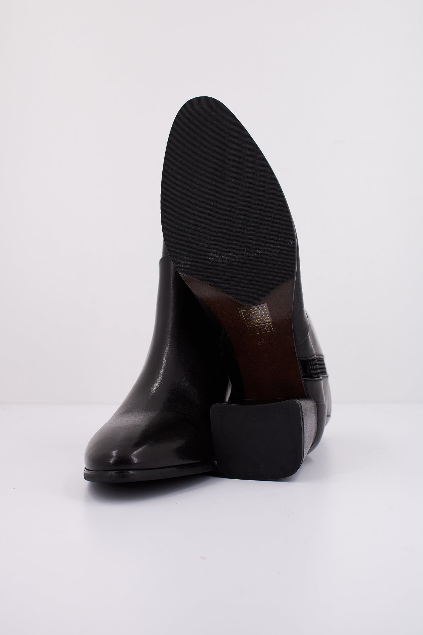 REGARDE LE CIEL MILLIE en color BLACK  (5)