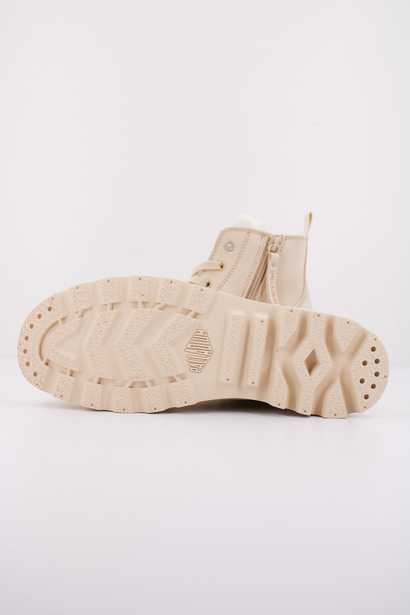 PALLADIUM PAMPA HI ZIP WL en color SAHARA (5)