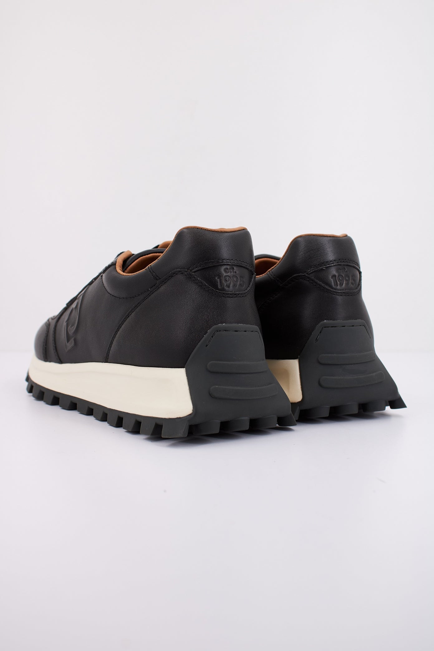 LIU-JO RUNNING en color BLACK (4)