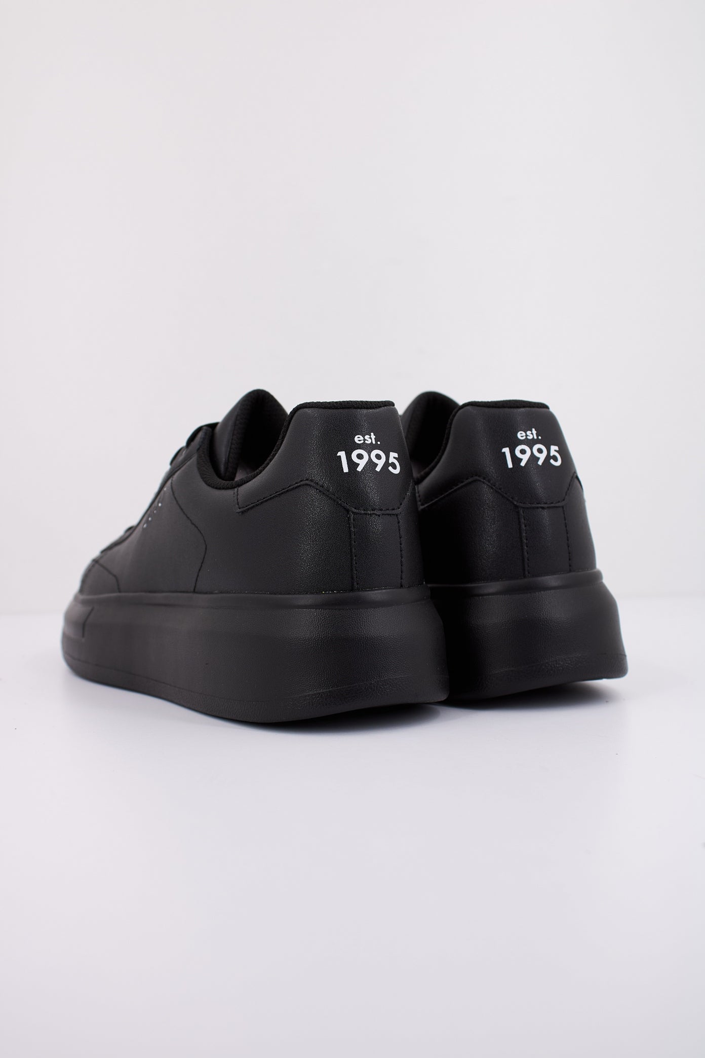 LIU-JO BIG en color BLACK (4)