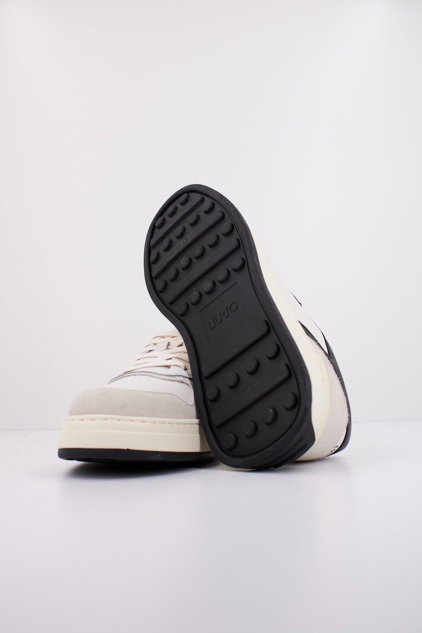 LIU-JO SUDE LEATH en color WHITE (5)