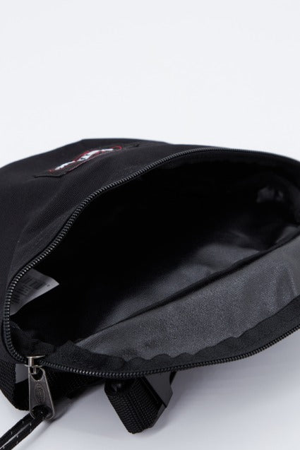EASTPAK SPRINGER en color BLACK (4)